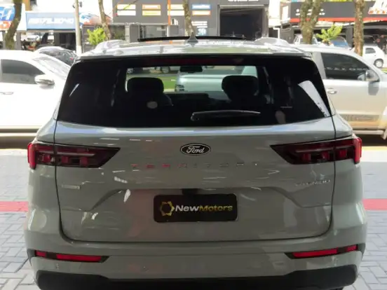 FORD-TERRITORY-1.5 ECOBOOST GTDI GASOLINA TITANIUM AUTOMÁTICO FORD-TERRITORY-2025