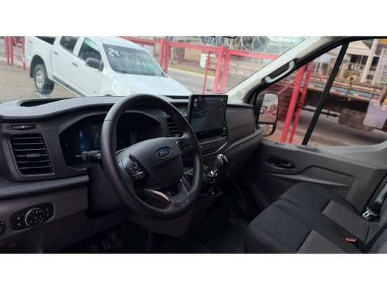 FORD-TRANSIT-2025