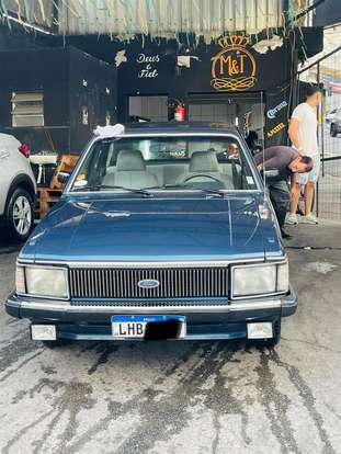 FORD-DEL REY-1983