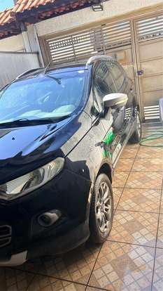 FORD-ECOSPORT-2013