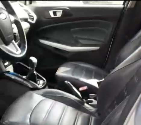 FORD-ECOSPORT-2012
