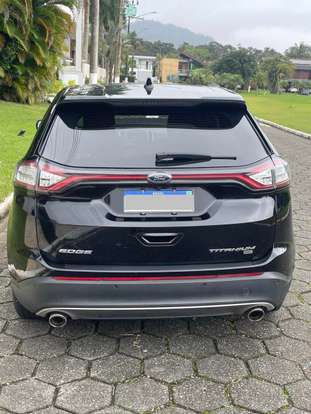 FORD-EDGE-2016