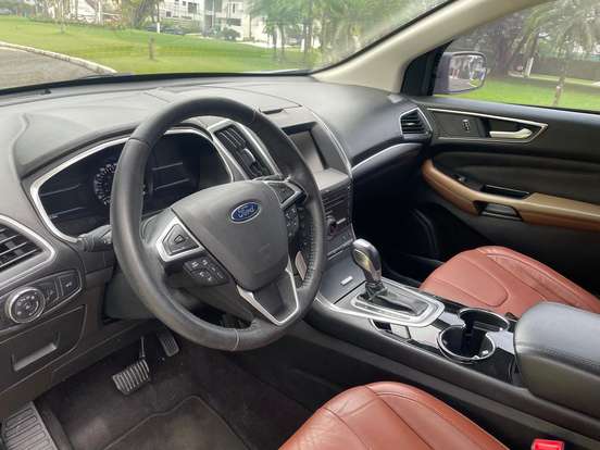FORD-EDGE-2016