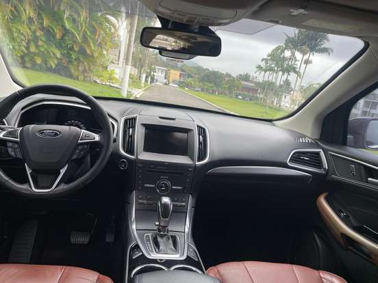 FORD-EDGE-2016