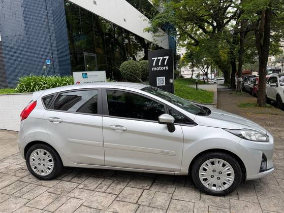 FORD FIESTA 1.6 TI-VCT FLEX SE MANUAL