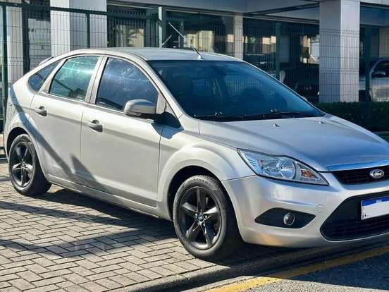 FORD-FOCUS-2.0 GLX 16V FLEX 4P AUTOMÁTICO FORD-FOCUS-2012