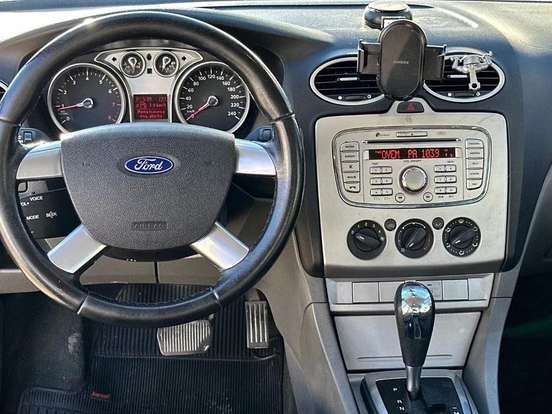 FORD-FOCUS-2.0 GLX 16V FLEX 4P AUTOMÁTICO FORD-FOCUS-2012