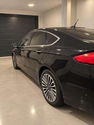 FORD-FUSION-2017