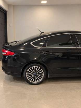 FORD-FUSION-2017
