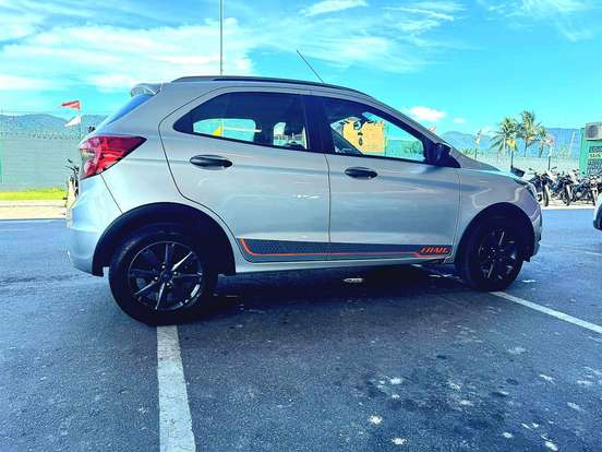 FORD-KA-1.0 TI-VCT FLEX SE TRAIL MANUAL FORD-KA-2017