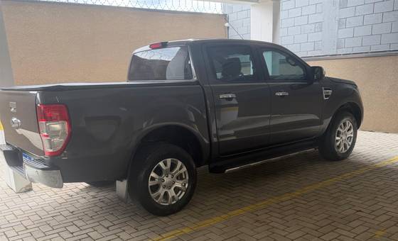 FORD RANGER 3.2 XLT 4X4 CD 20V DIESEL 4P AUTOMÁTICO