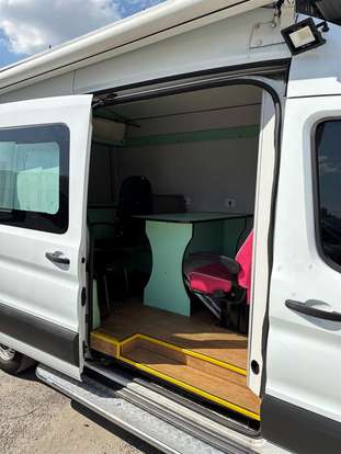 FORD-TRANSIT-2022