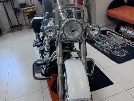 HARLEY-DAVIDSON-SOFTAIL DELUXE HARLEY-DAVIDSON-SOFTAIL DELUXE-2009