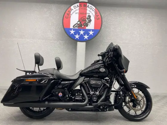 HARLEY-DAVIDSON STREET GLIDE SPECIAL 