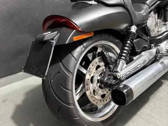 HARLEY-DAVIDSON-V-ROD MUSCLE HARLEY-DAVIDSON-V-ROD MUSCLE-2011