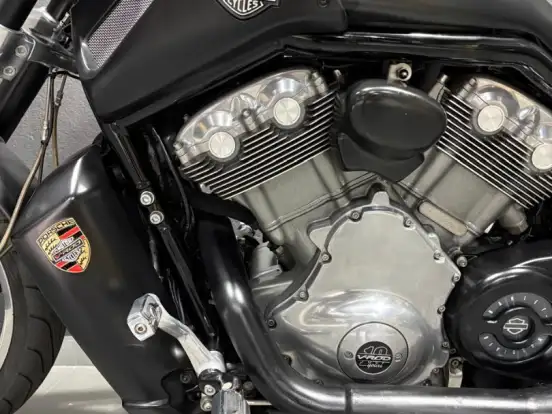 HARLEY-DAVIDSON-V-ROD MUSCLE HARLEY-DAVIDSON-V-ROD MUSCLE-2011