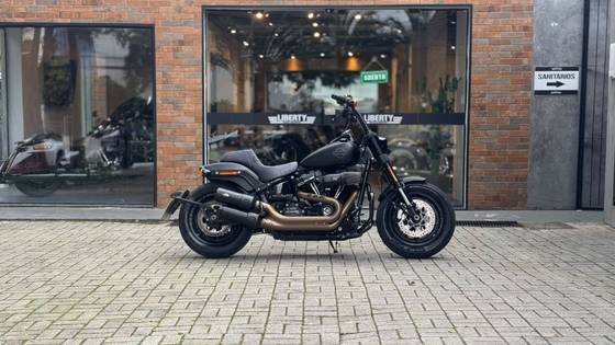 HARLEY-DAVIDSON SOFTAIL FAT BOB 107 