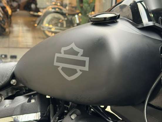 HARLEY-DAVIDSON-SOFTAIL FAT BOB 107 HARLEY-DAVIDSON-SOFTAIL FAT BOB 107-2019
