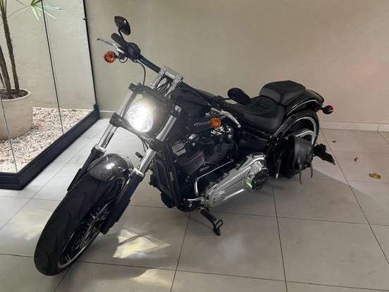 HARLEY-DAVIDSON-SOFTAIL BREAKOUT 114 HARLEY-DAVIDSON-SOFTAIL BREAKOUT 114-2019