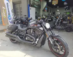 HARLEY-DAVIDSON V-ROD MUSCLE HARLEY-DAVIDSON V-ROD MUSCLE