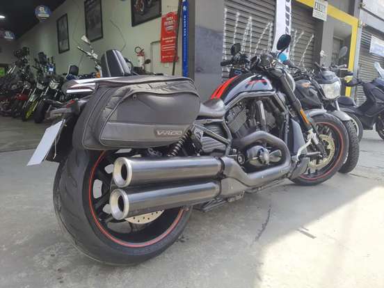 HARLEY-DAVIDSON-V-ROD MUSCLE-2013