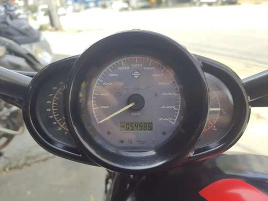 HARLEY-DAVIDSON-V-ROD MUSCLE-2013