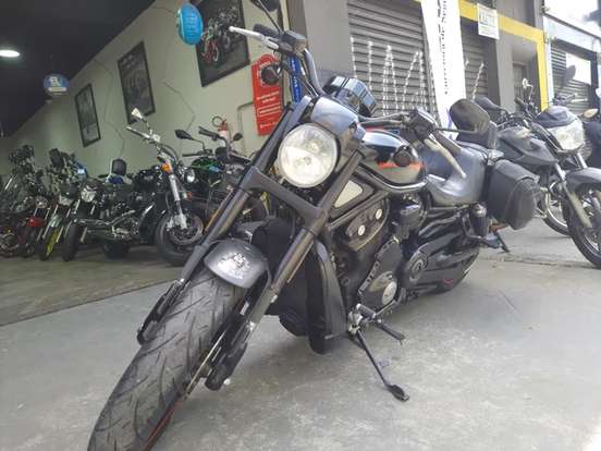 HARLEY-DAVIDSON-V-ROD MUSCLE-2013