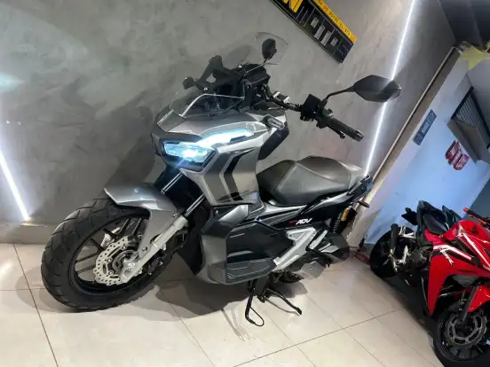 HONDA-ADV-2023
