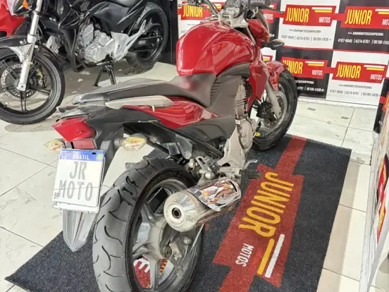 HONDA-CB 300R HONDA-CB 300R-2011