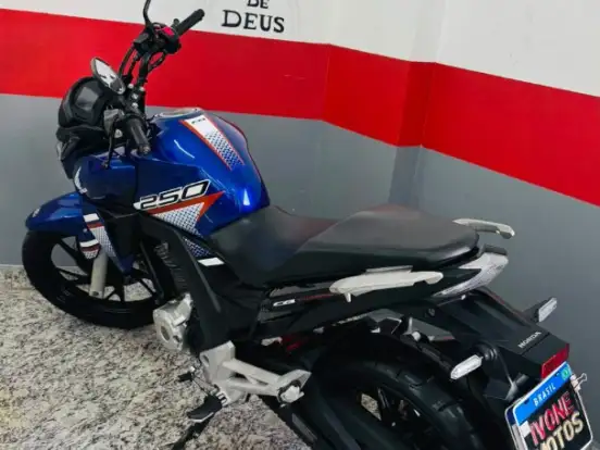 HONDA-CB TWISTER ABS HONDA-CB TWISTER ABS-2022