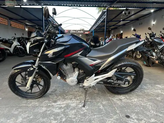 HONDA-CB TWISTER-2018