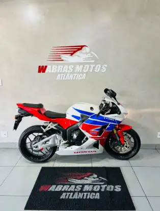 HONDA-CBR 600RR-2014