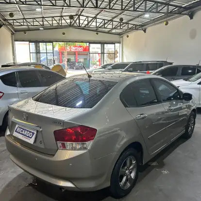 HONDA-CITY-1.5 LX 16V FLEX 4P AUTOMÁTICO HONDA-CITY-2009