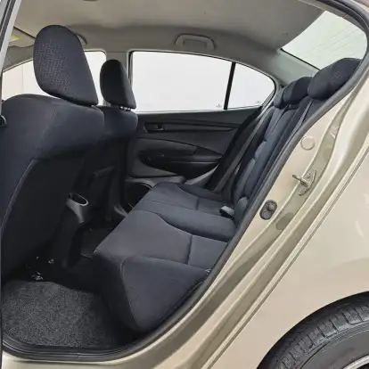 HONDA-CITY-2010
