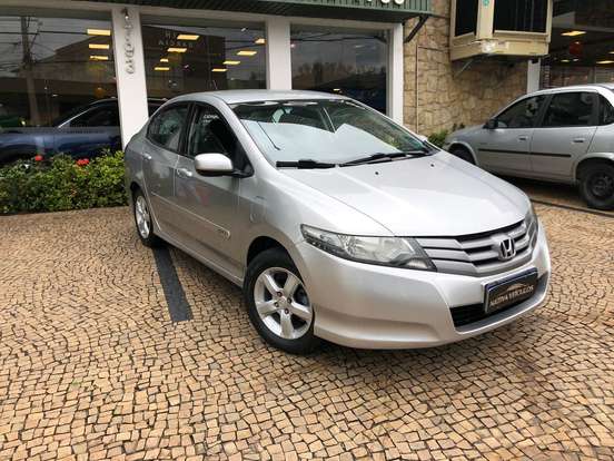 HONDA-CITY-2010