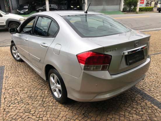 HONDA-CITY-1.5 LX 16V FLEX 4P MANUAL HONDA-CITY-2010