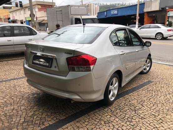 HONDA-CITY-1.5 LX 16V FLEX 4P MANUAL HONDA-CITY-2010