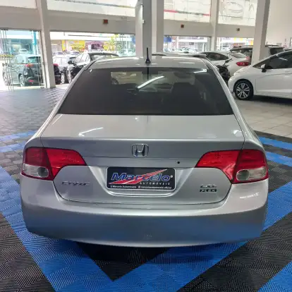 HONDA-CIVIC-2010