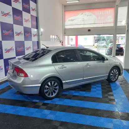 HONDA-CIVIC-2010