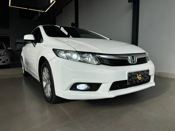 HONDA CIVIC 1.8 LXS 16V FLEX 4P MANUAL