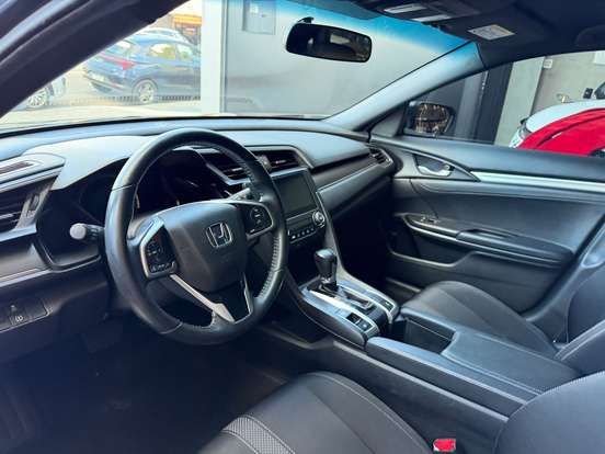 HONDA-CIVIC-2021