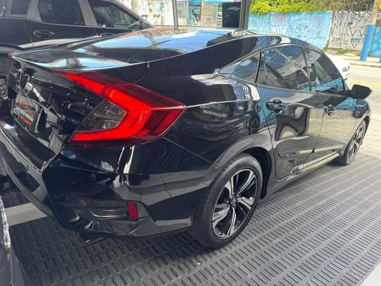 HONDA-CIVIC-2018