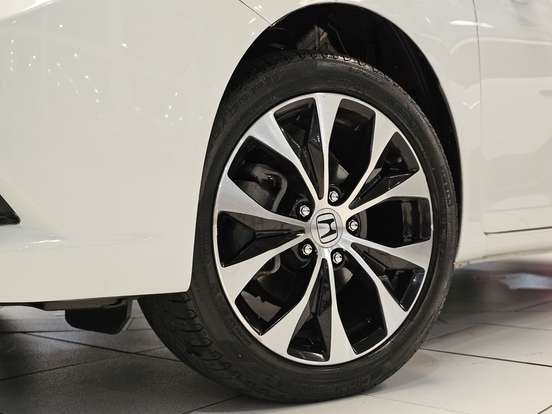 HONDA-CIVIC-2015