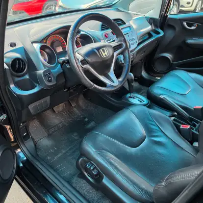 HONDA-FIT-2012