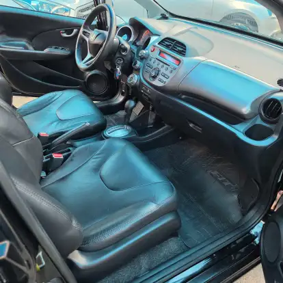 HONDA-FIT-2012