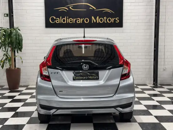 HONDA-FIT-2017