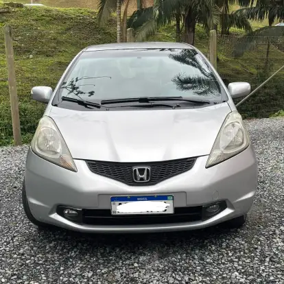 HONDA-FIT-2009