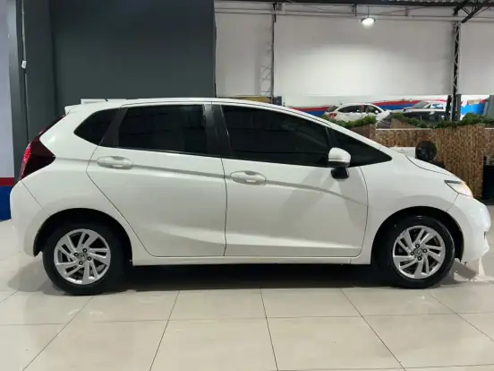 HONDA-FIT-2015