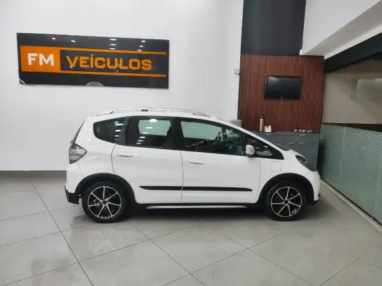 HONDA-FIT-2013