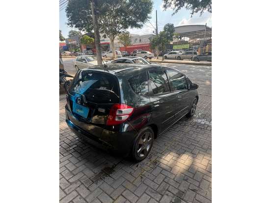 HONDA-FIT-2009
